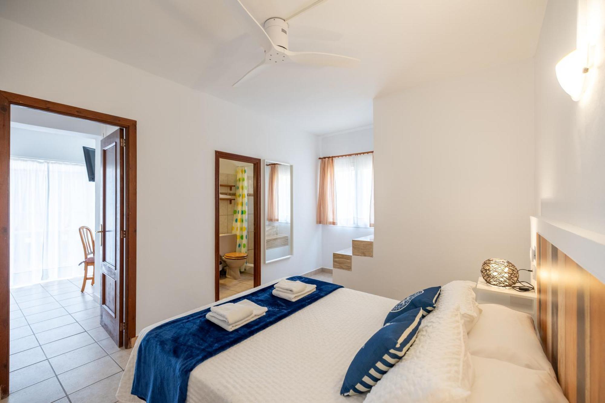 Hostal Doris - Adults Only Colonia de Sant Jordi Habitación foto